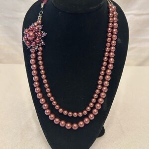 Vintage Faux Pearl Necklace with Brooch in Mauve.